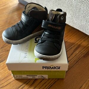 Primigi Italian boys sneakers Euro size 20